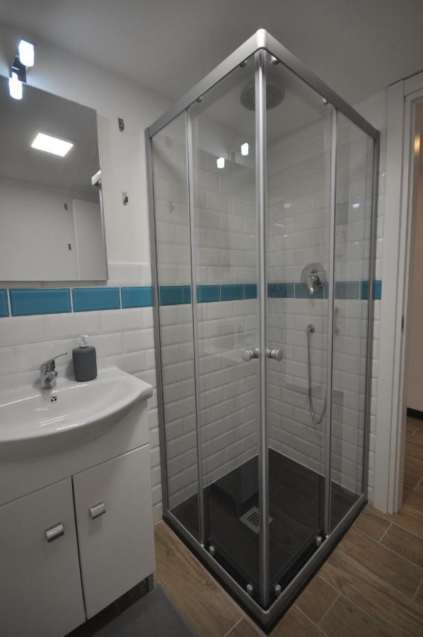 Perdianahouse Waterfront Apartment Genoa Bagian luar foto